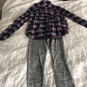 Abercrombie shirt and legging